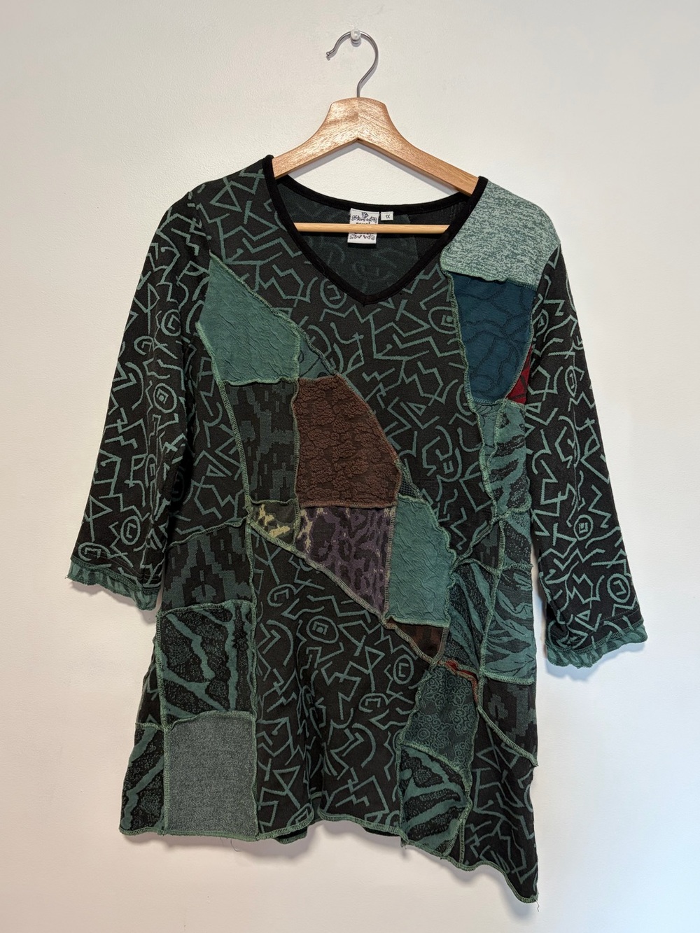 Parsley & Sage Patchwork V-neck Whimsigoth Boho Asymmetrical Hem Top